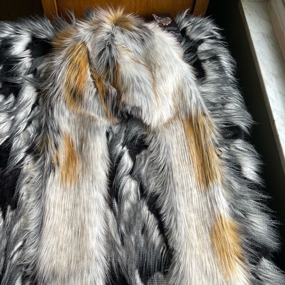 Spirithoods Arctic Fox 🦊 Faux Fur Spirithood - Picture 5 of 6